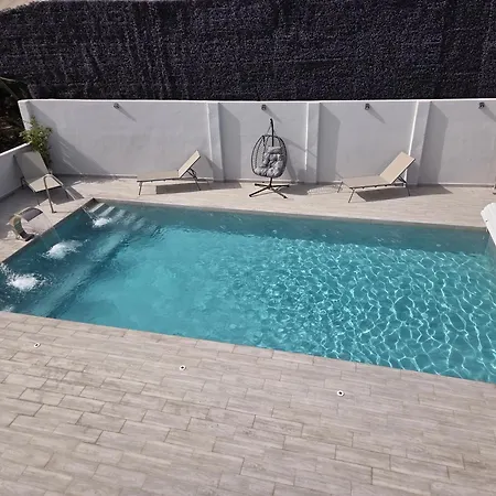 Apartamento Lagoon Suits