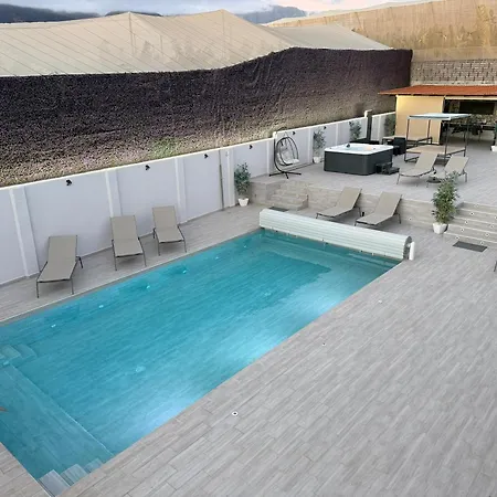 Lagoon Suits Apartamento San Borondon