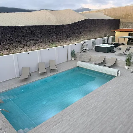 Lagoon Suits Apartamento San Borondon